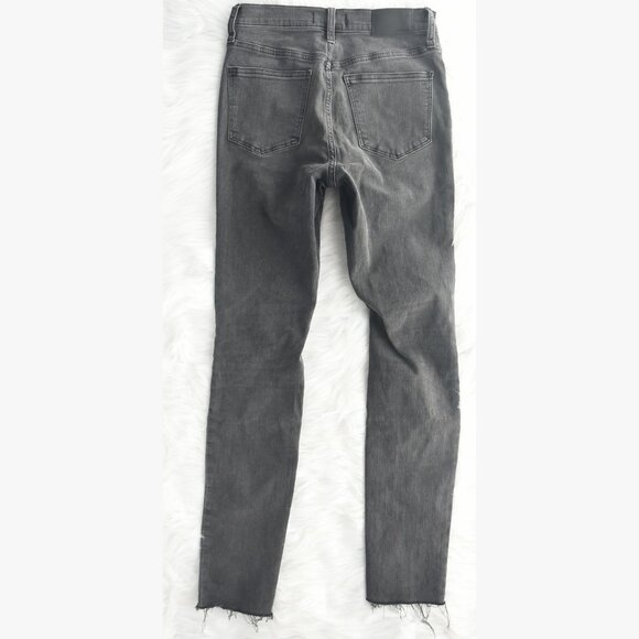 Madewell 9" Mid-rise Skinny Frayed Hem Dark Charcoal Gray Size 26 - Picture 5 of 9